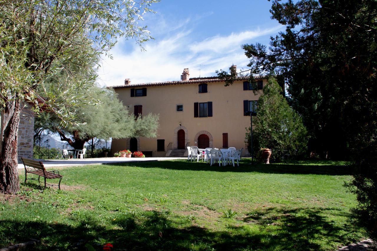 Agriturismo Villa Mozart Nel Verde Gubbio Exteriér fotografie